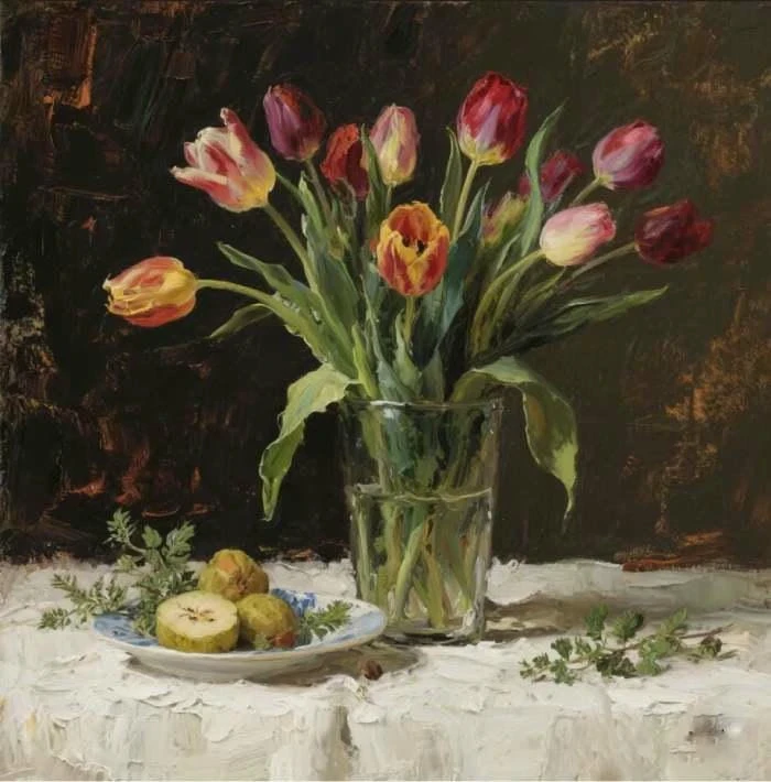 tranh tĩnh vật hoa tulip nền vải sáng