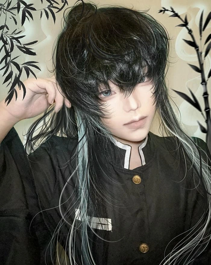 ảnh muichiro cosplay ánh mắt lạnh