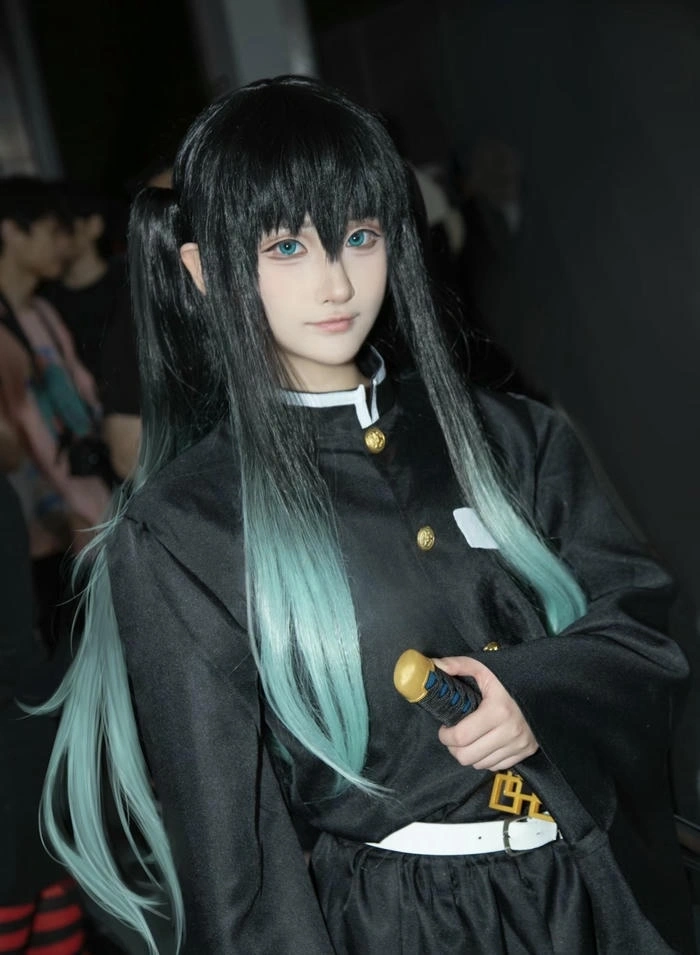 ảnh muichiro cosplay kiếm sĩ lạnh lùng