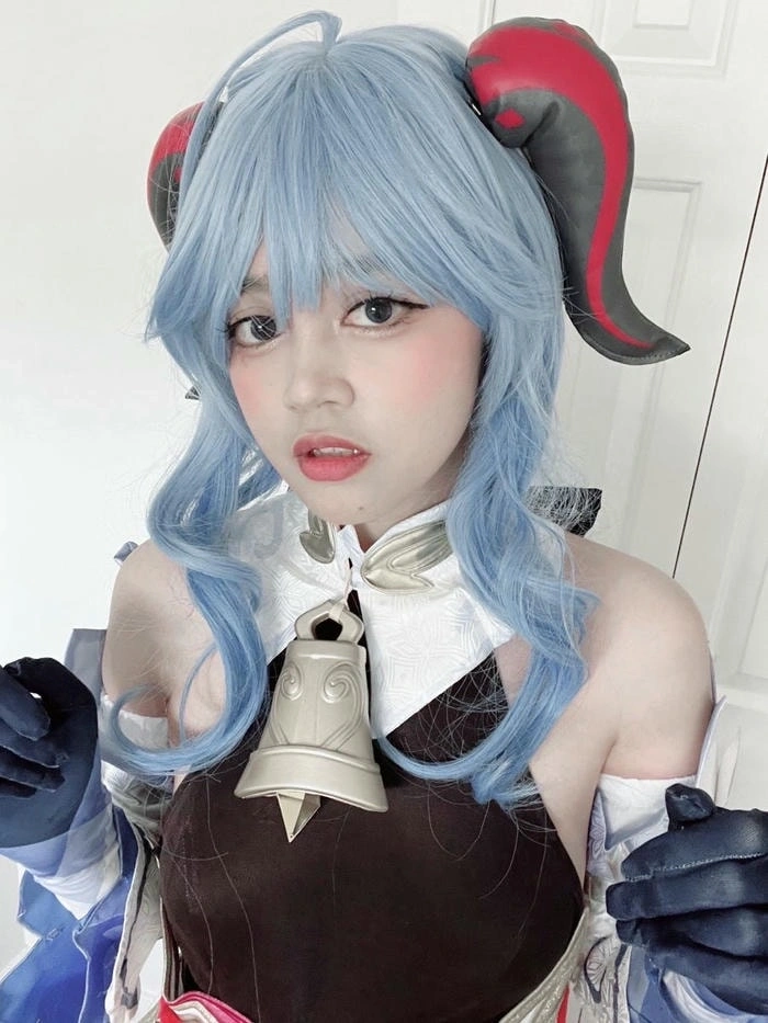 cosplay ganyu tóc dài bồng bềnh
