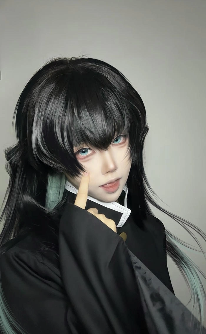cosplay muichiro phong cách kiếm sĩ