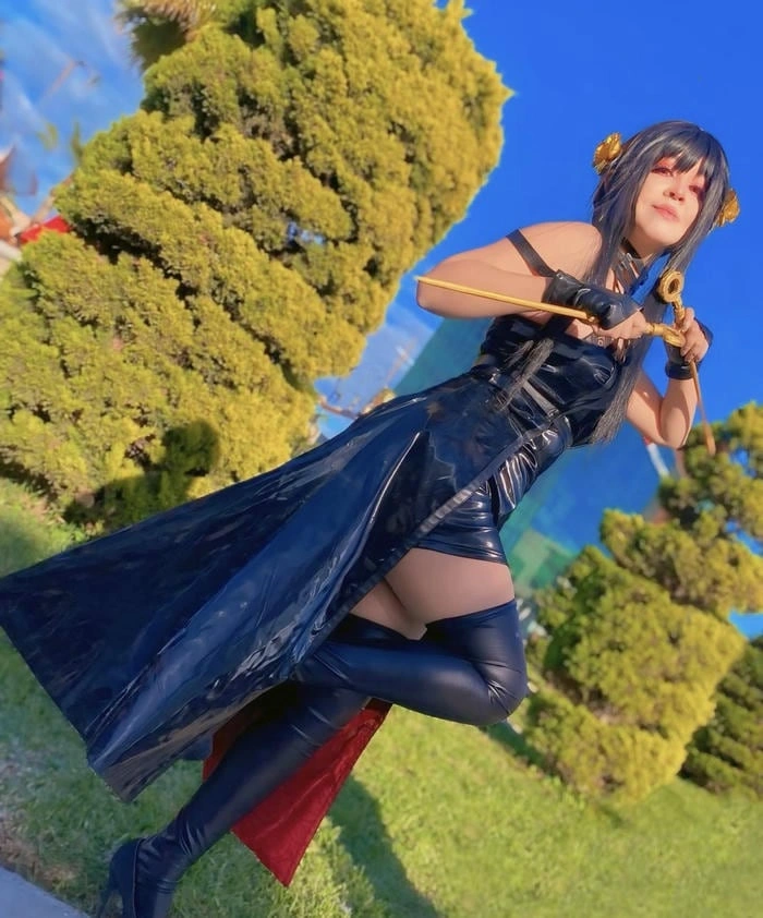 cosplay yor forger anime nổi bật
