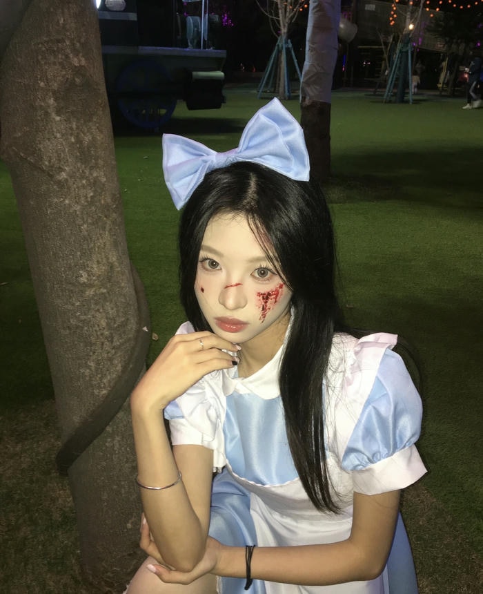 hình ảnh coslay halloween chủ đề huyền ảo