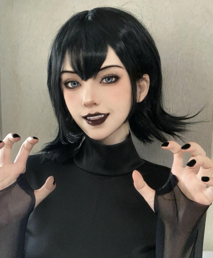 hình ảnh coslay halloween trang phục tối
