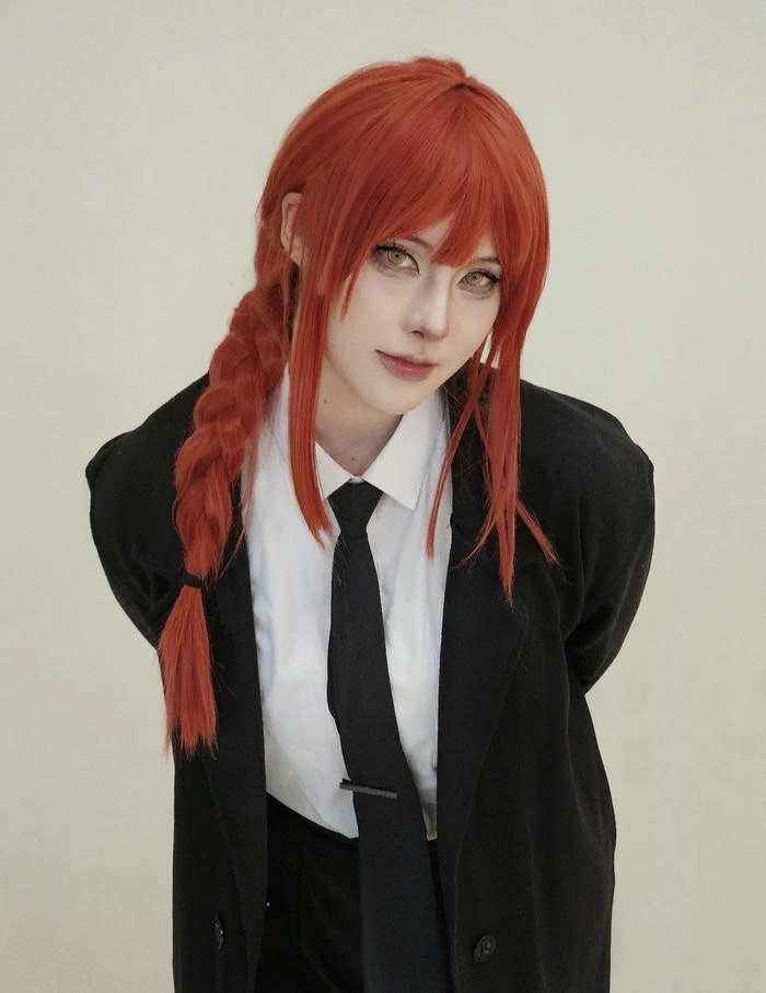 hình ảnh cosplay makima tóc mượt