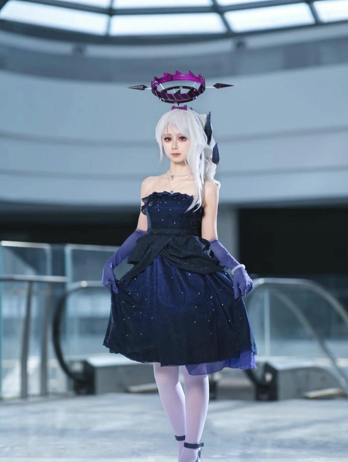 hình ảnh hina cosplay xinh tinh tế