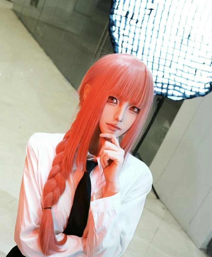 hình cosplay makima tóc dài mềm