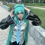hình cosplay miku cà vạt xanh lam