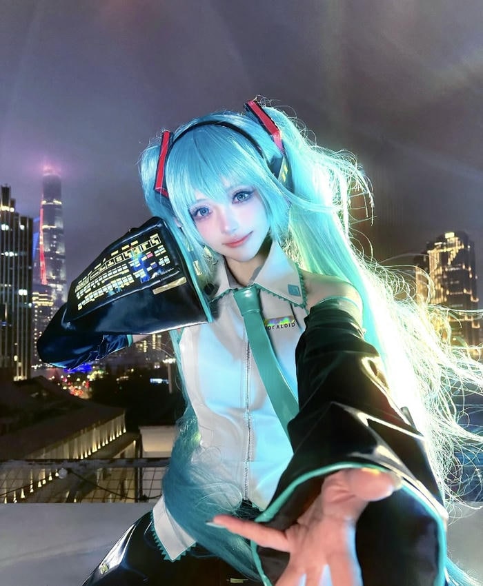 hình cosplay miku tổng thể ca sĩ