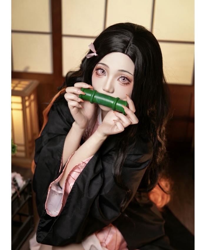 hình cosplay nezuko hoa văn lục