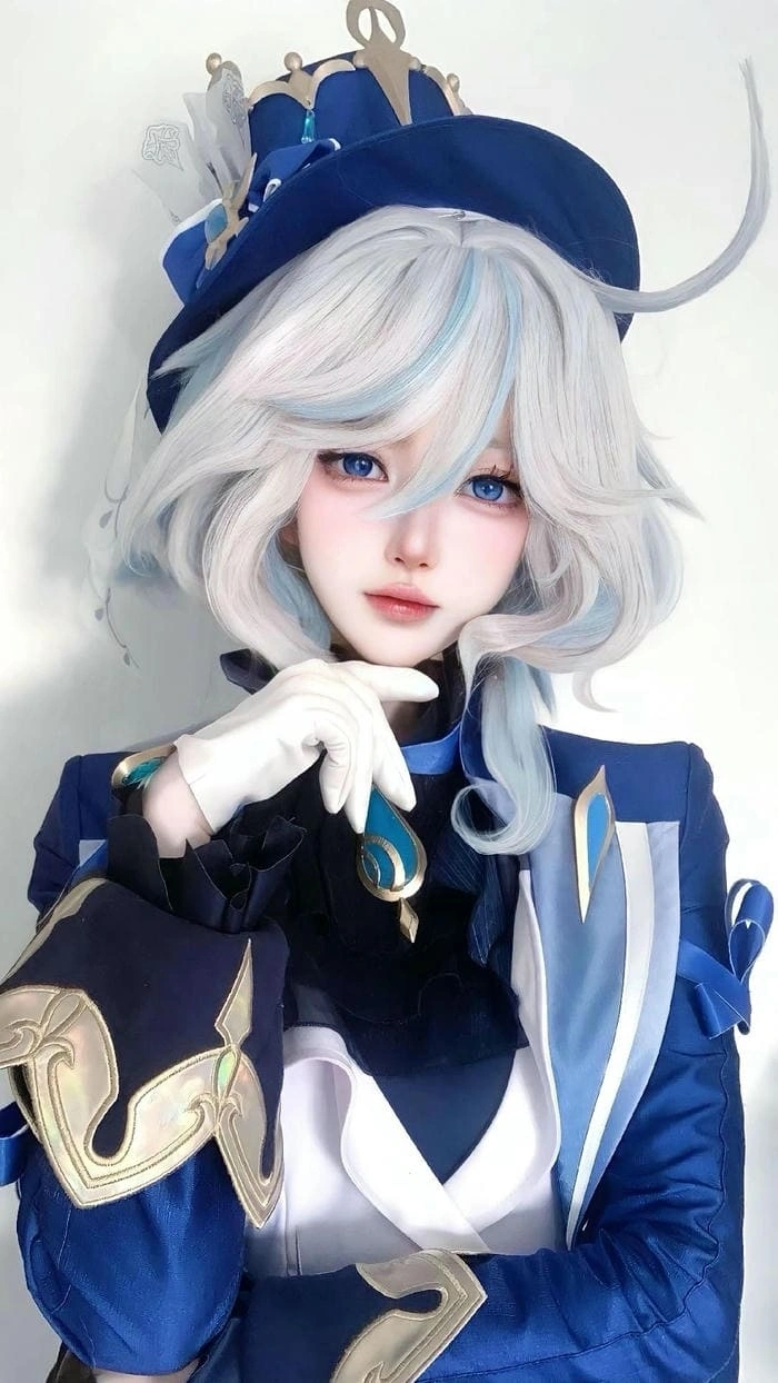 hình furina cosplay dễ thương nhẹ