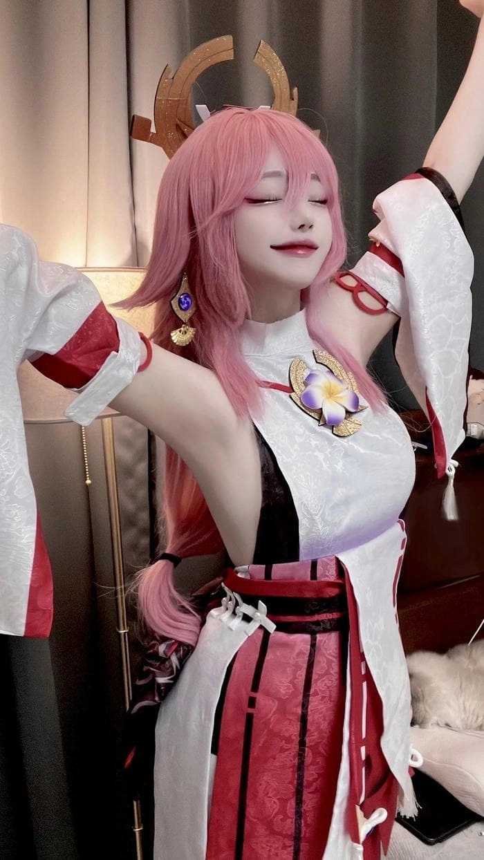 hình hina cosplay vẻ đẹp cuốn
