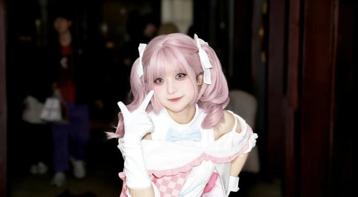 hình hina cosplay vẻ ngoài cuốn hút
