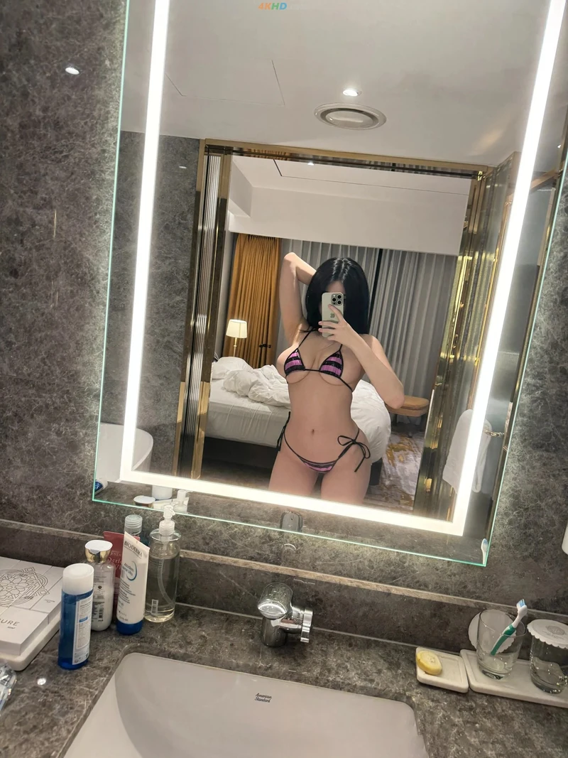 Ảnh OnlyFans leak sex nóng bỏng mê hồn