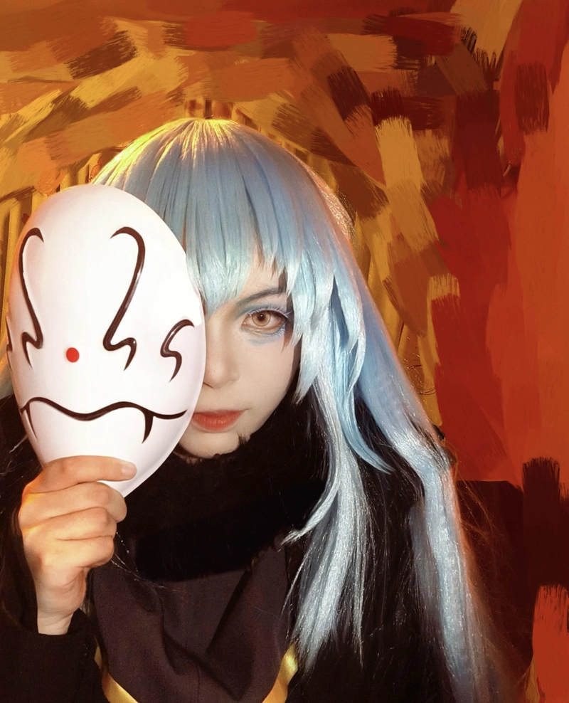 Ảnh Rimuru cosplay thể hiện phong cách trẻ trung