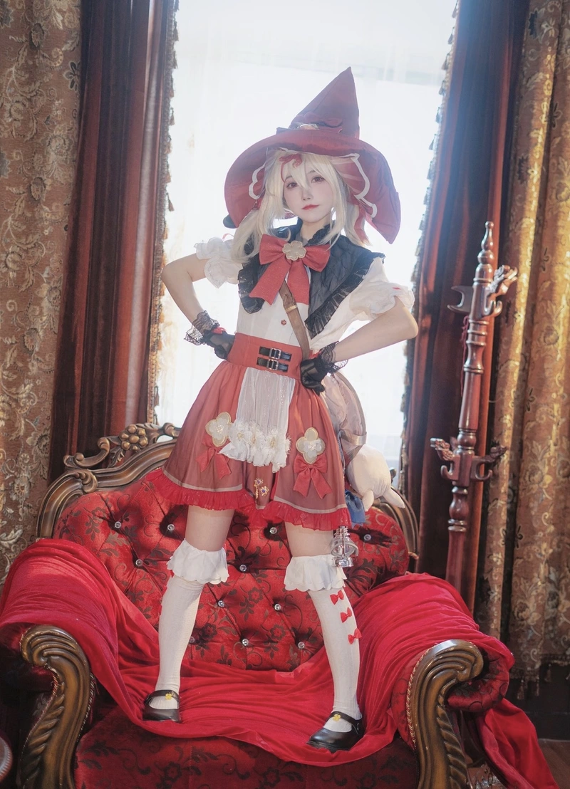 Ảnh bộ trang phục cổ trang cosplay với họa tiết nổi bật