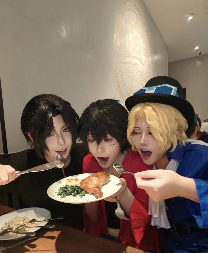 Ảnh cosplay One Piece trang phục cực chất