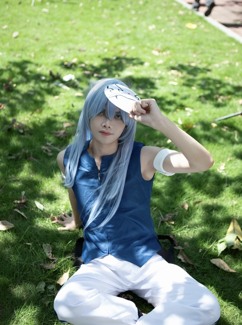 Ảnh hóa thân thành Rimuru cosplay cuốn hút