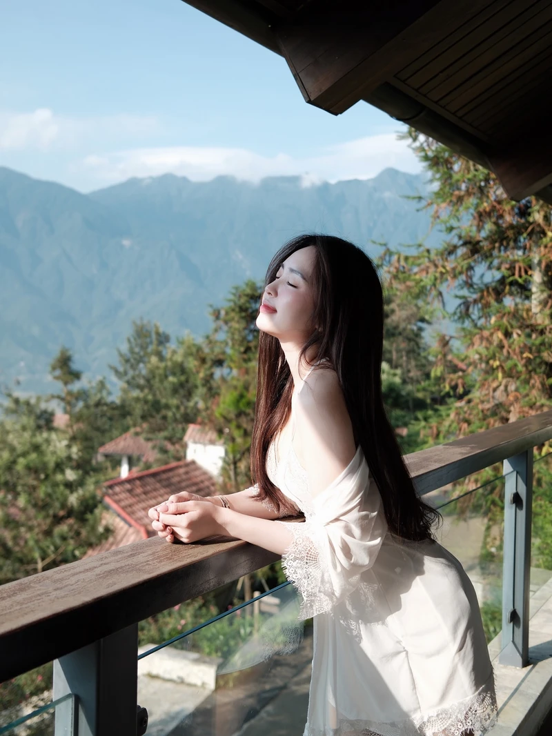 Ảnh hot girl nổi bật với Lê Phương Anh bikini sexy