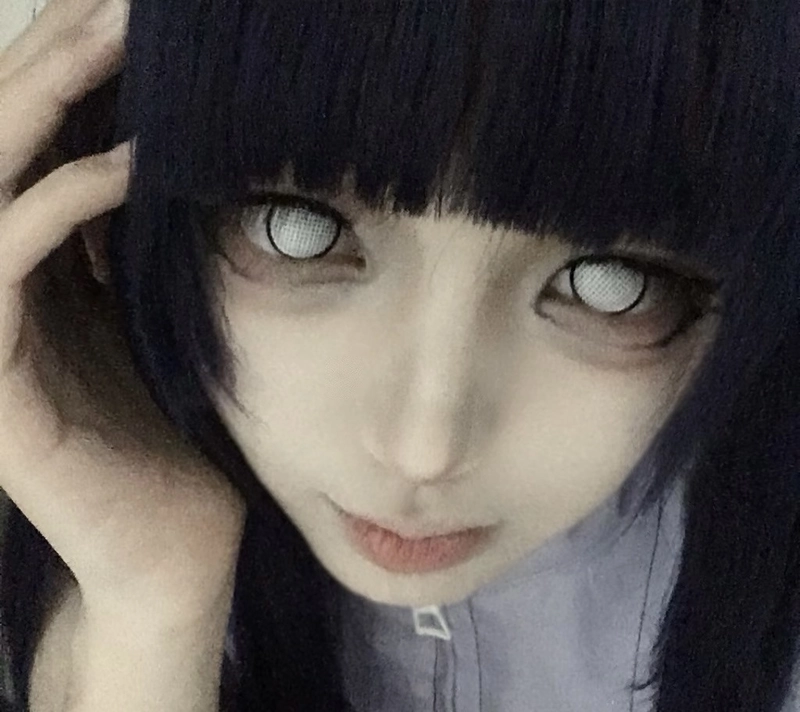 Ảnh nữ dịu dàng thần thái cosplay Hinata