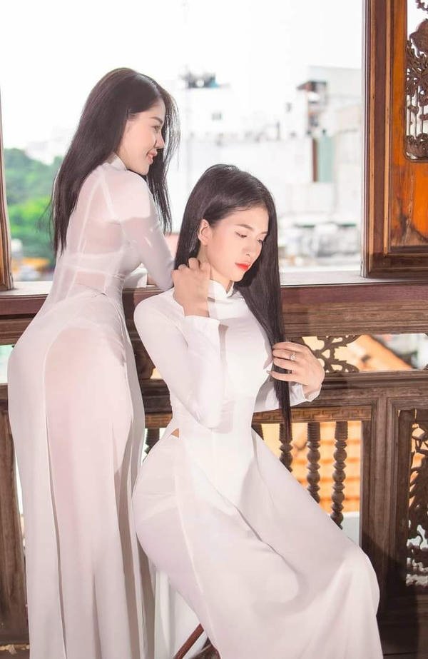 Ảnh sex áo dài nứng chảy nước dâm