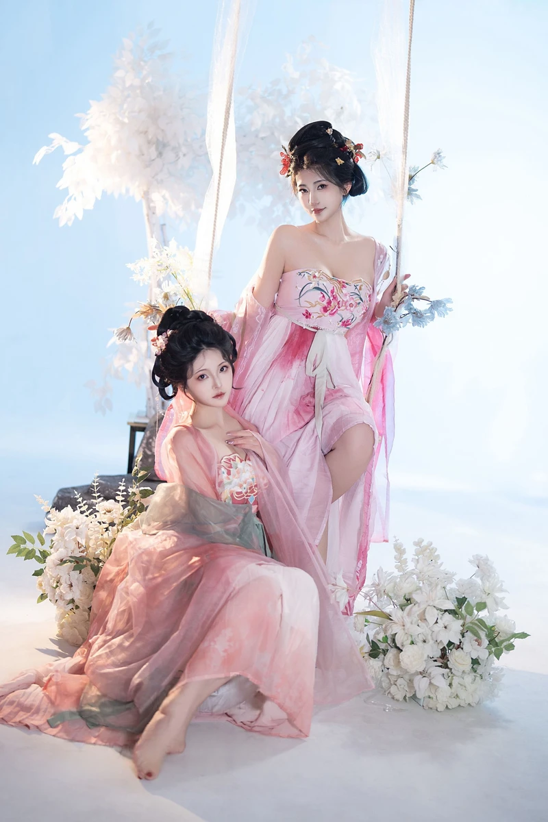 Ảnh sex cổ trang nóng bỏng quyến rũ