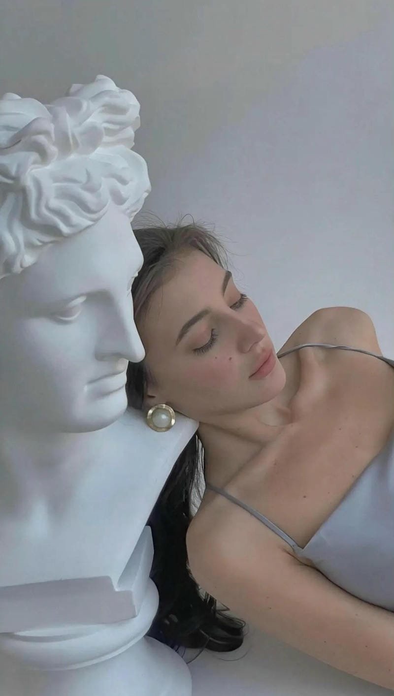 Ảnh thiếu nữ 2k chụp cận mặt