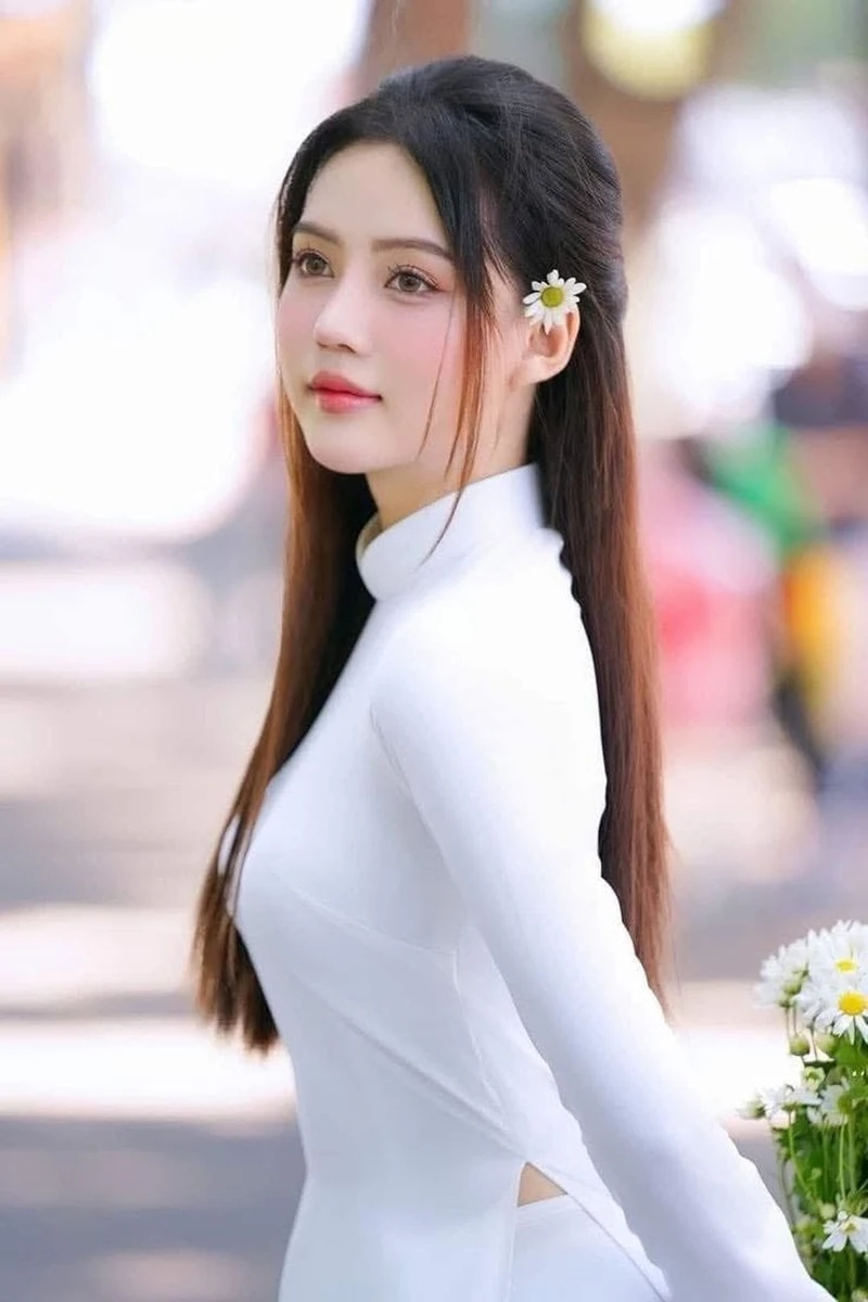Áo dài gợi cảm cực hot mê hoặc