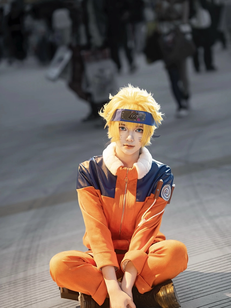 Chân dung tóc vàng thần thái cosplay Naruto