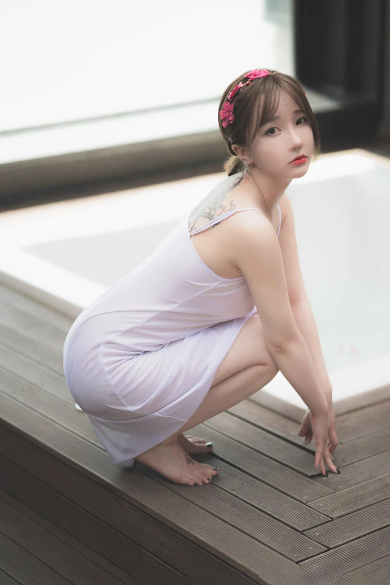 Chổng mông hình nóng căng tròn quyến rũ nóng bỏng