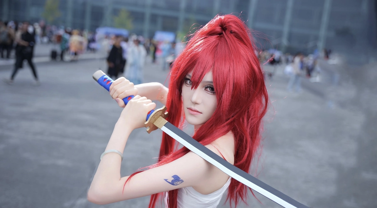 Cosplay Erza​ thumbnail