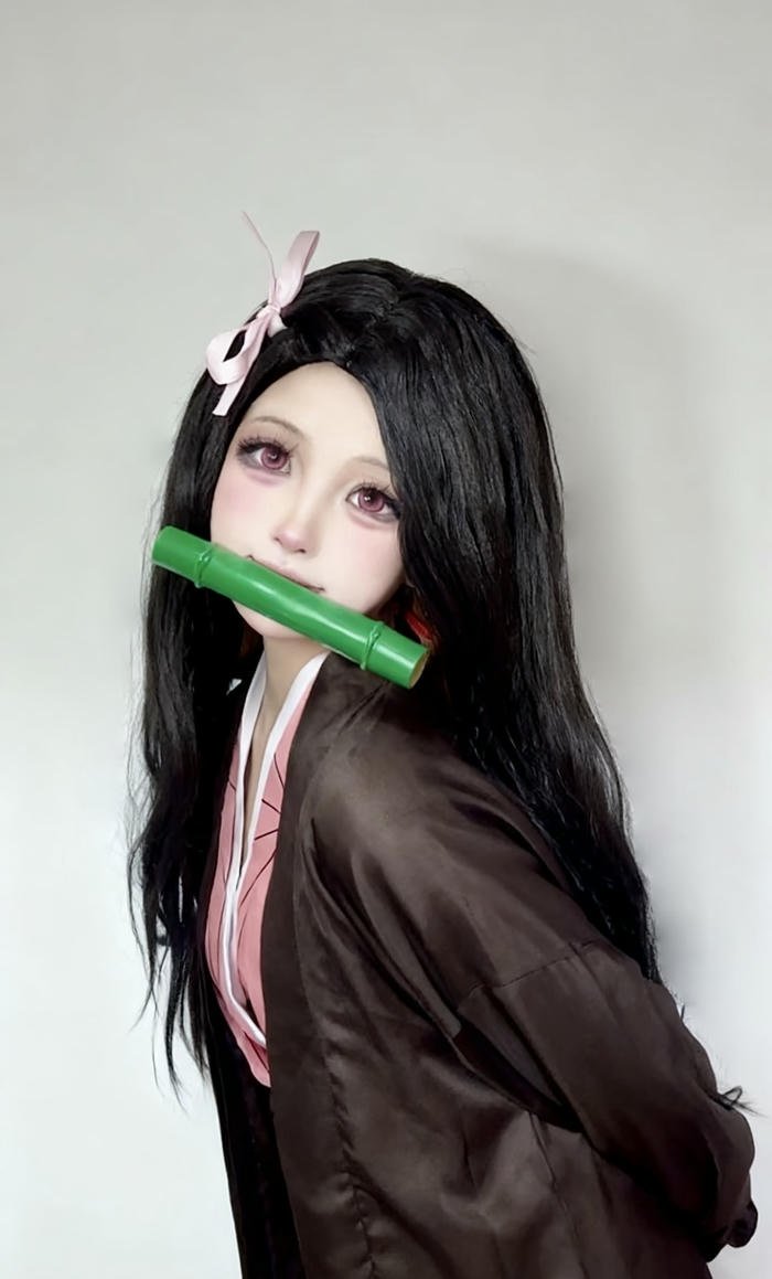Cosplay Nezuko anime kimono hồng ống tre chuẩn nguyên tác