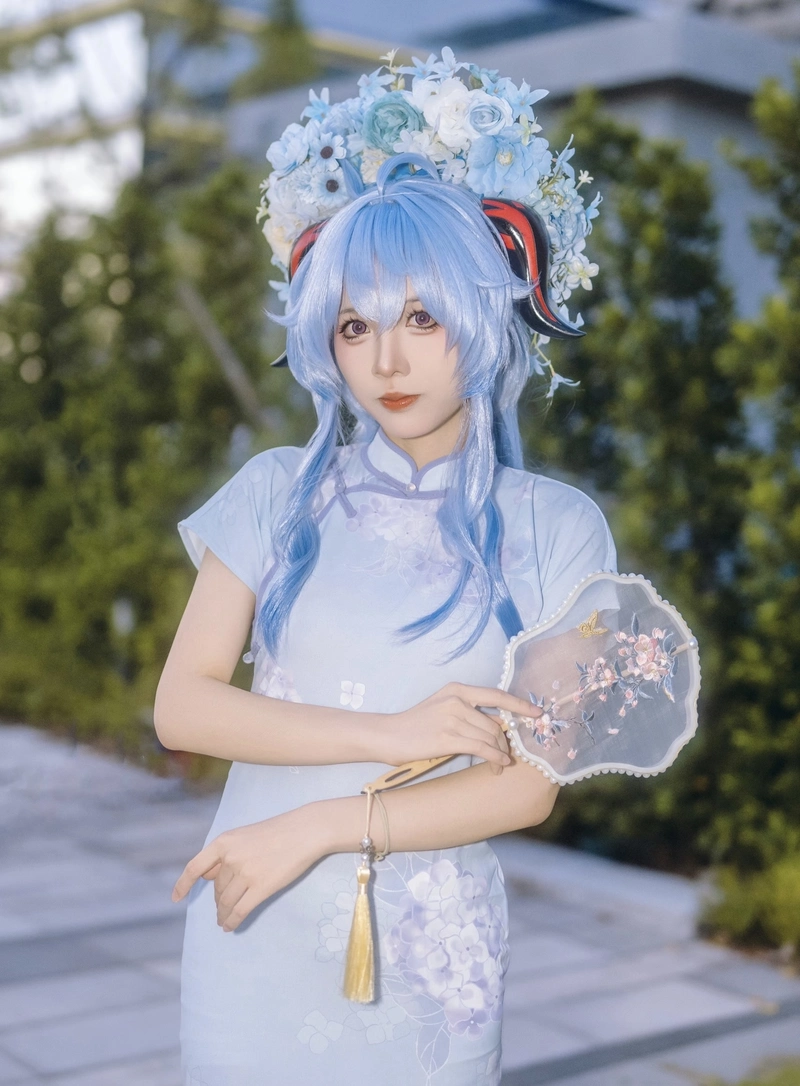 Cosplay Trung Quốc khí chất rất đẹp