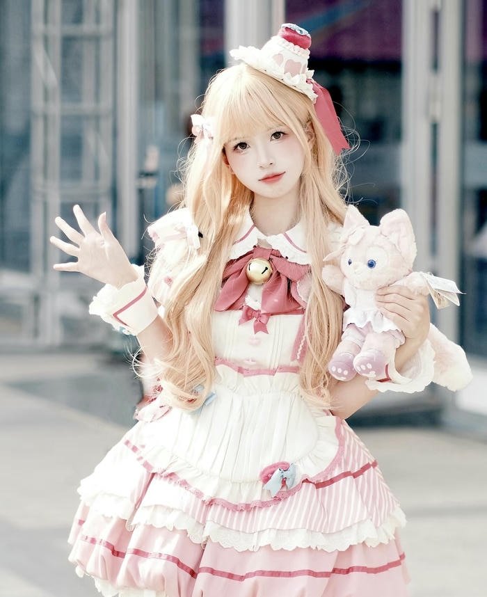 Cosplay anime tạo hình cực cuốn