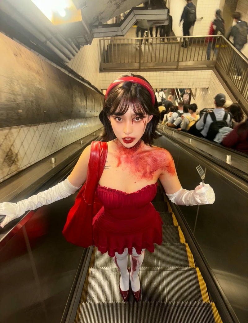 Cosplay halloween tạo hình ấn tượng với chi tiết độc đáo