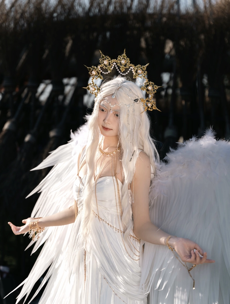 Cosplay thiên thần phong cách trong sáng nhẹ nhàng
