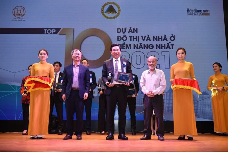 Để thực hiện các dự án quy mô lớn này, Trần Hữu Sử thường thành lập các công ty con chuyên biệt