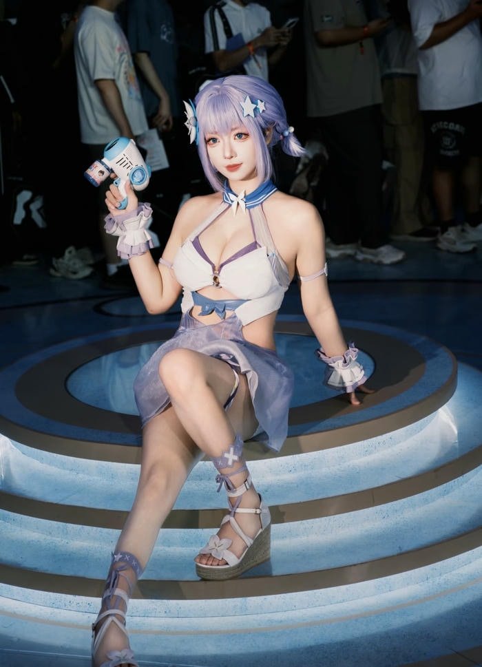 Gái đẹp cosplay anime sexy ngầu cuốn