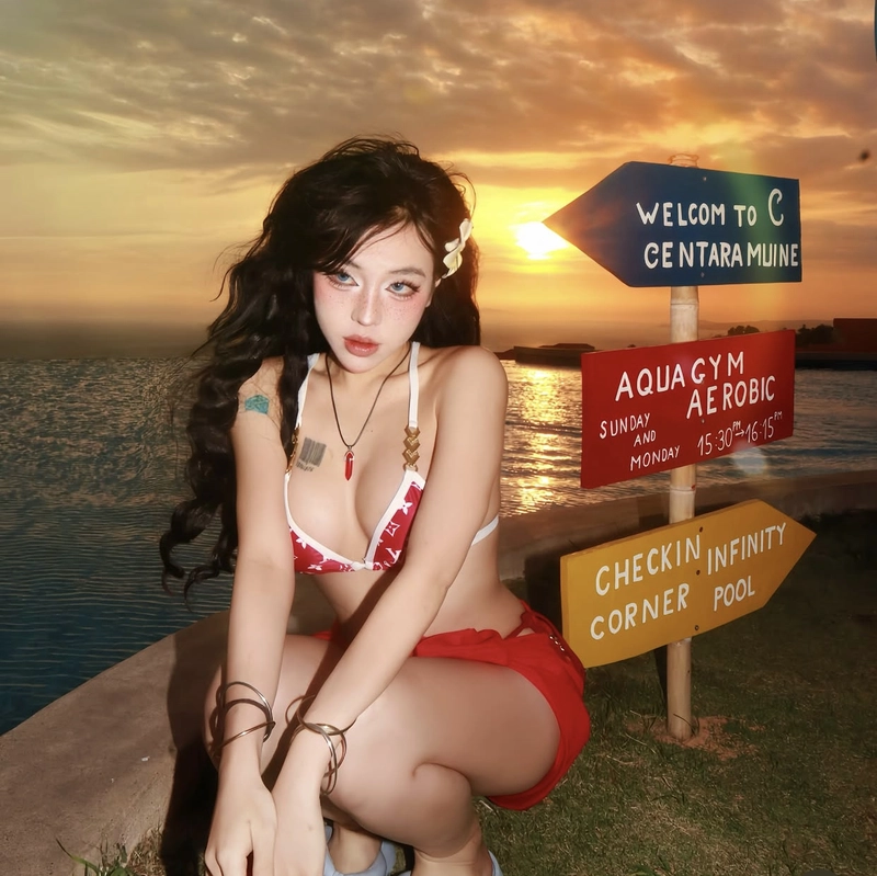 Gái xinh Bảo Khuyên bikini phong cách trẻ trung