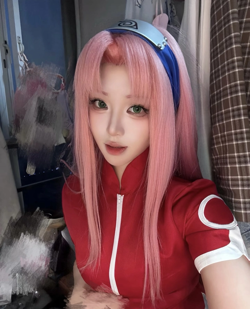 Gái xinh cosplay Sakura phong thái nhẹ nhàng