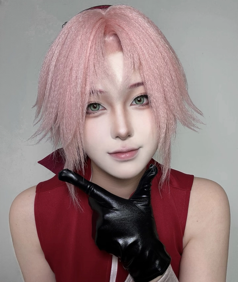 Gái xinh cosplay Sakura thần thái dịu dàng
