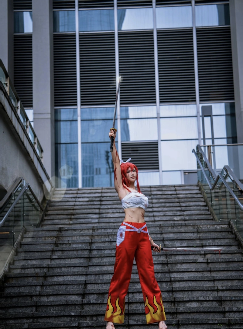 Góc chụp nhân vật đẹp cùng cosplay Erza