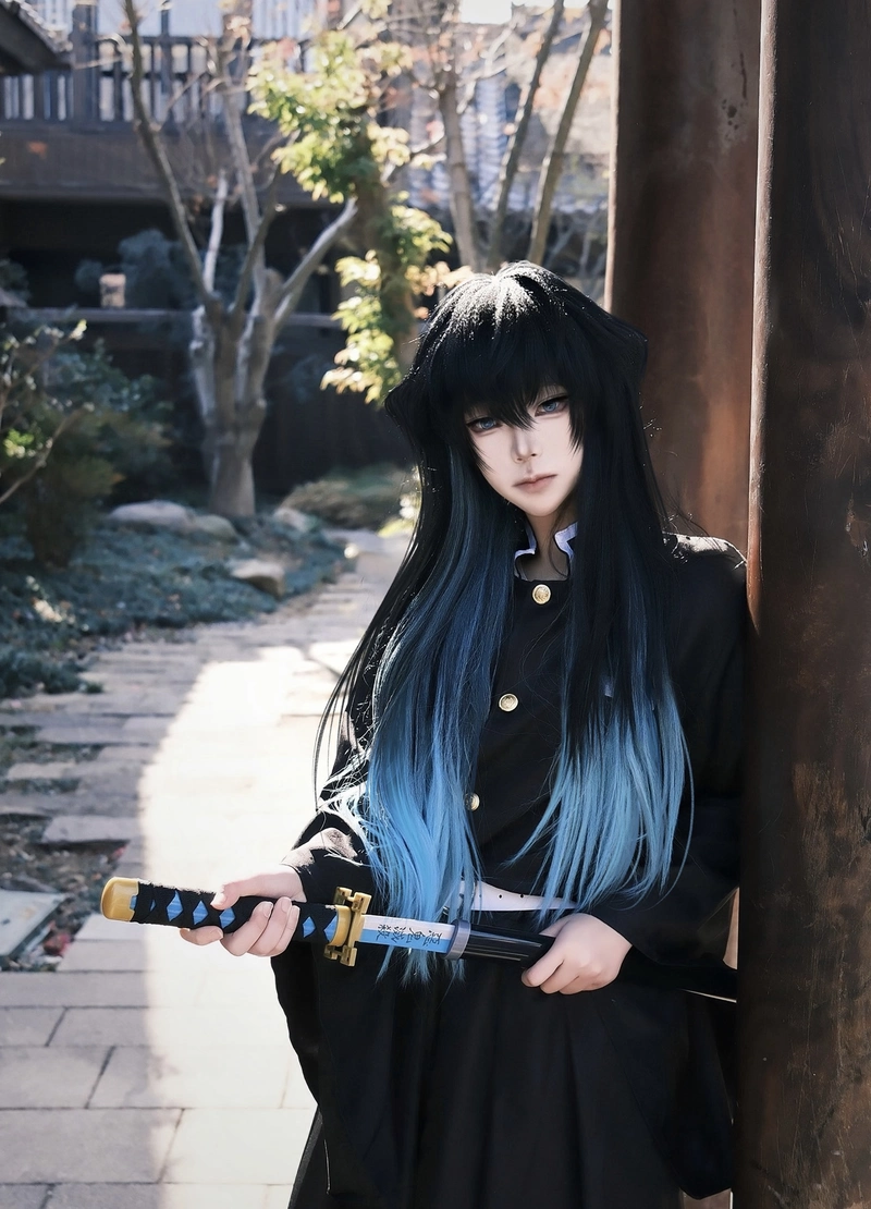 Hình ảnh gương mặt lạnh lùng hà trụ cosplay với nét sắc nét