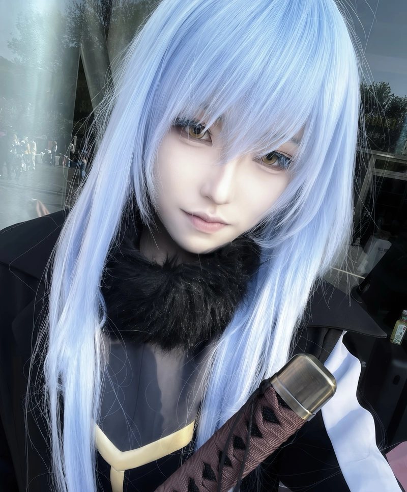 Hình ảnh nhân vật xanh dương theo Rimuru cosplay