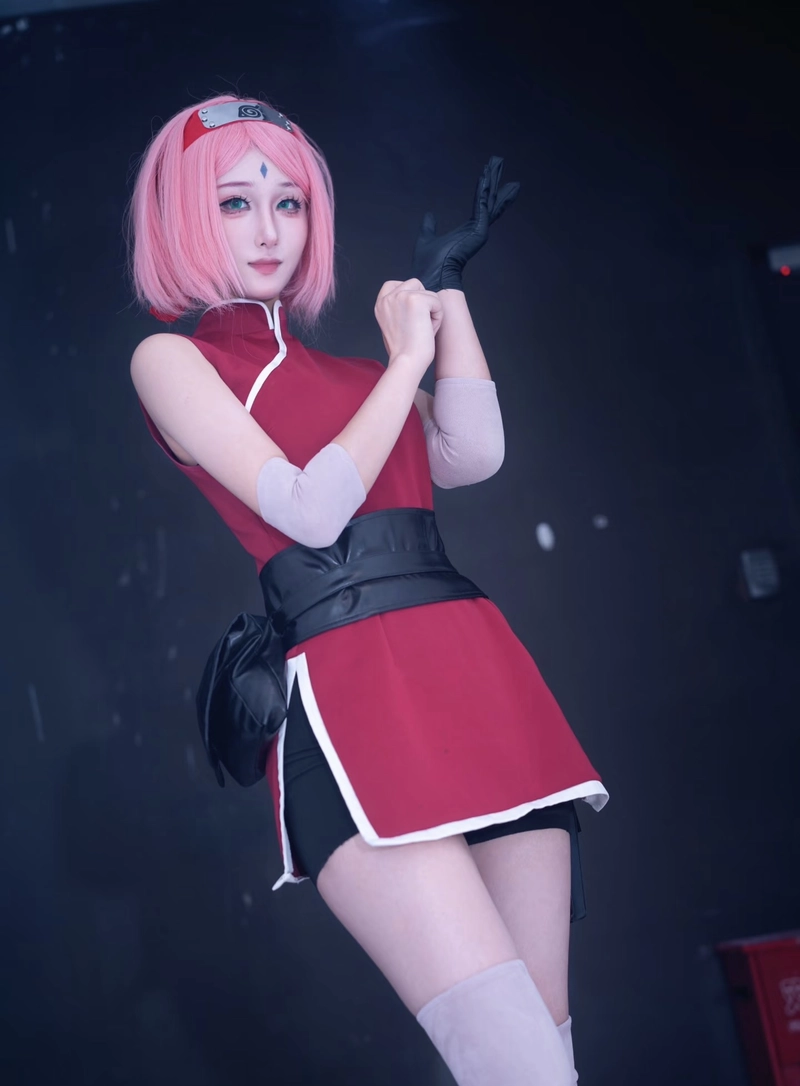 Hình ảnh nữ bí ẩn chủ đề cosplay Sakura