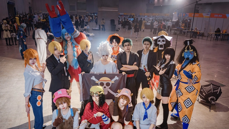 Hình cosplay One Piece phối cảnh ấn tượng
