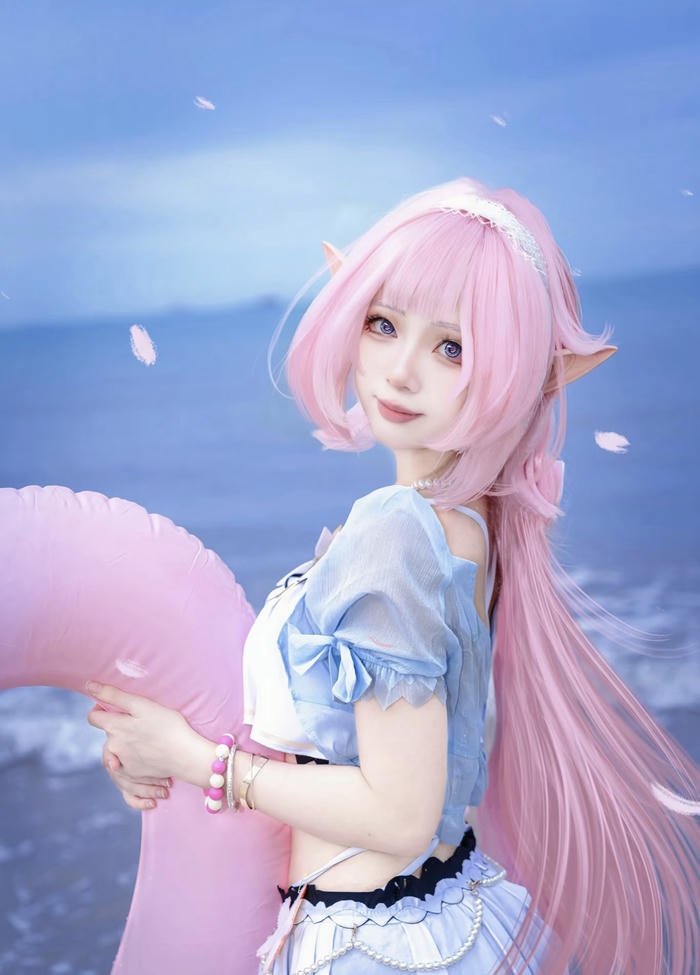 Hình gái xinh cosplay anime sexy