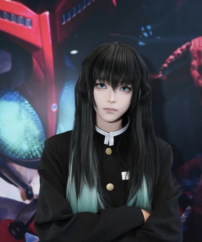 Hình góc chụp gần hà trụ cosplay làm rõ từng chi tiết