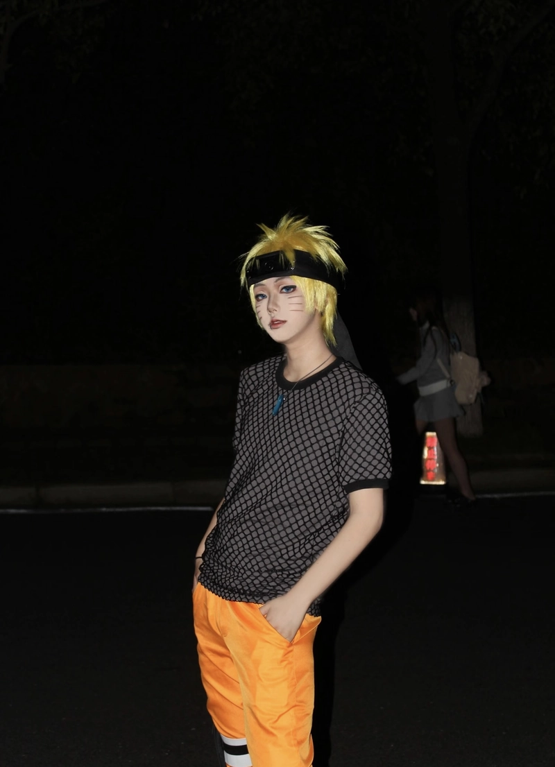 Hình nam chiến đấu đẹp cùng cosplay Naruto