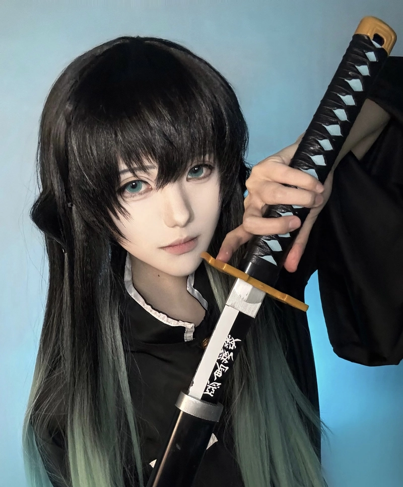 Hình phụ kiện kiếm hà trụ cosplay nổi bật chi tiết
